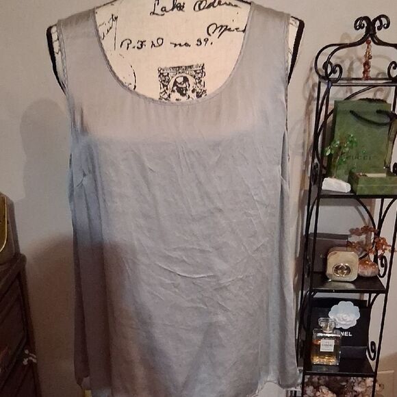 Talbots 100% Silk Gray Sleeveless Women's Top Size 16 - Picture 2 of 6
